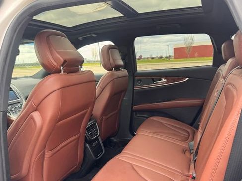 Used 2020 Lincoln Nautilus Reserve w/ Equipment Group 201A AWD/4WD image 32