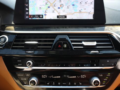 Used 2018 BMW 540i RWD image 41