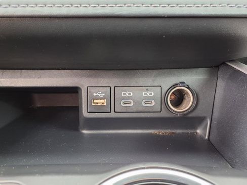 Used 2023 Toyota Highlander L image 23