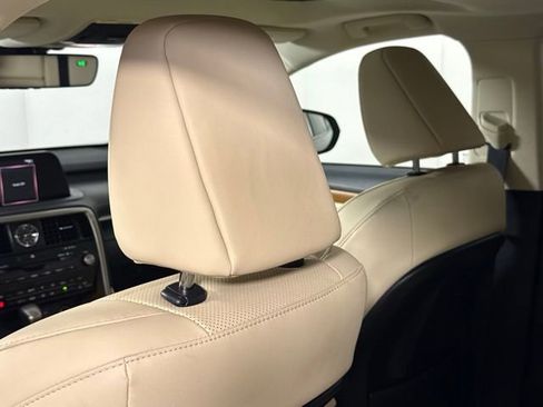 Certified 2022 Lexus RX 350 FWD w/ Premium Package image 23