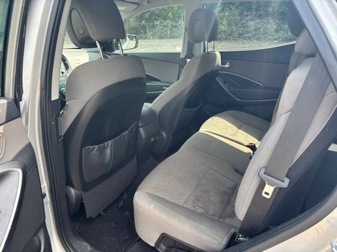 Used 2017 Hyundai Santa Fe Sport FWD image 12