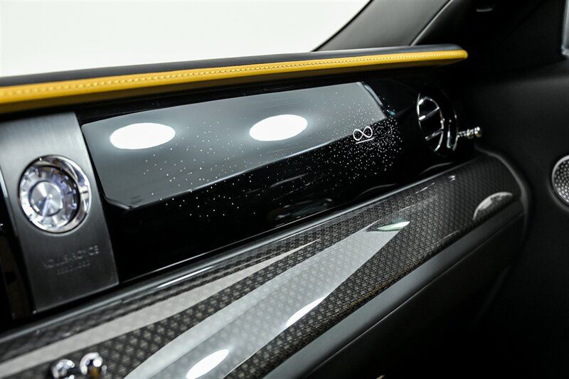 Used 2022 Rolls-Royce Ghost Black Badge AWD/4WD image 35