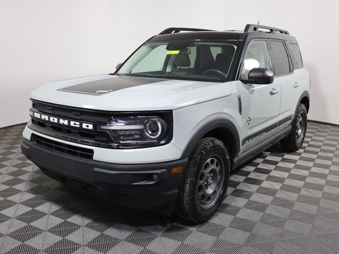 Used 2023 Ford Bronco Sport Outer Banks AWD/4WD image 1