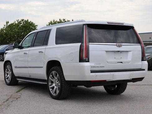 Used 2016 Cadillac Escalade ESV Premium AWD/4WD image 11