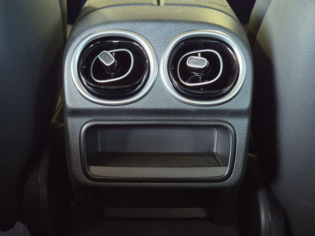 Used 2026 Mercedes-Benz C 300 4MATIC Sedan image 17