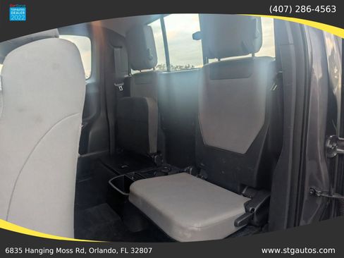 Used 2016 Toyota Tacoma SR image 18