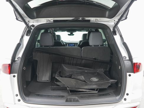 Used 2022 Buick Enclave Premium w/ Experience Buick Package AWD/4WD image 17