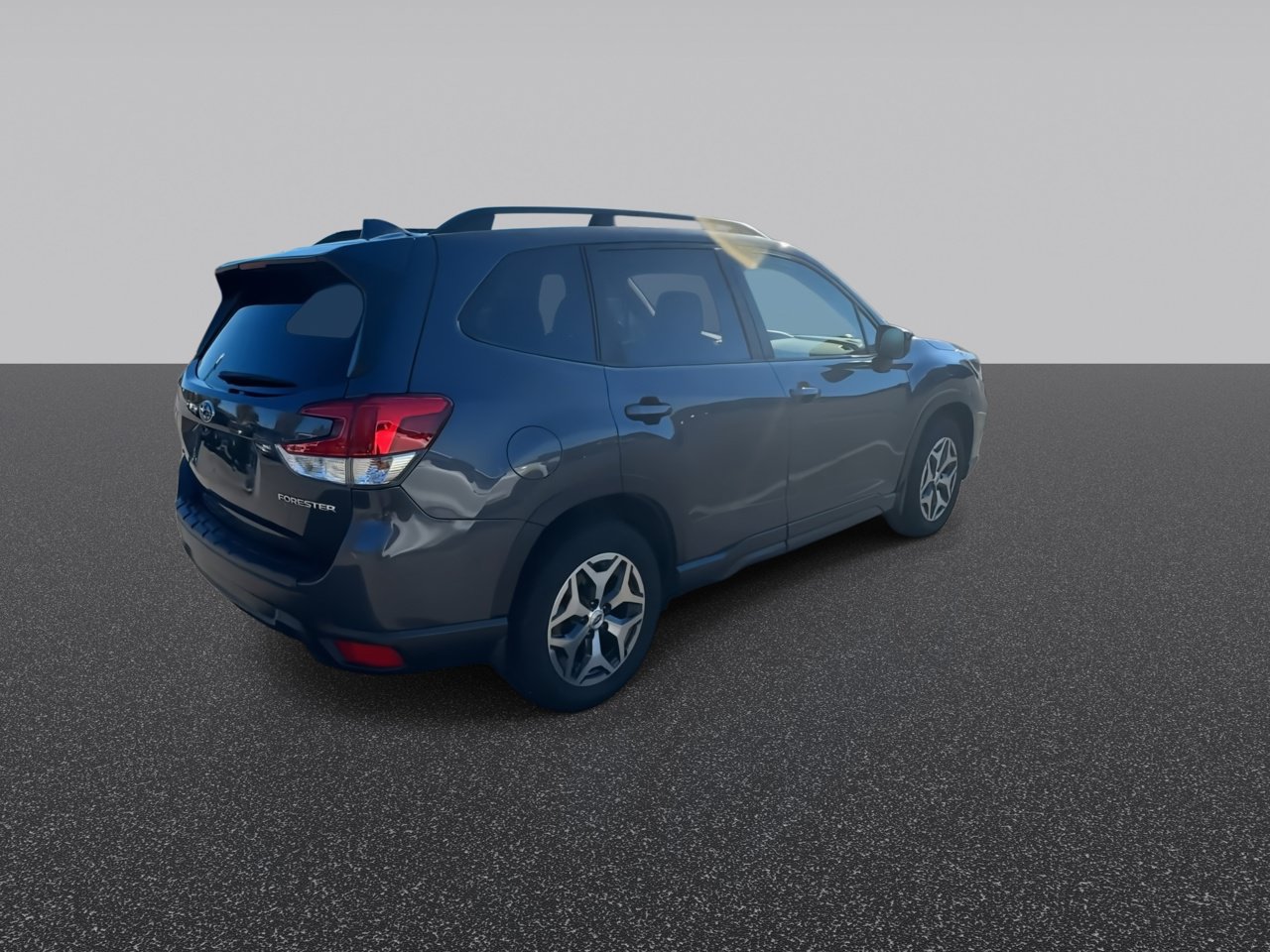 Used 2020 Subaru Forester Premium AWD/4WD image 9