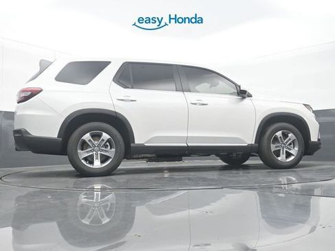 New 2025 Honda Pilot EX-L image 34
