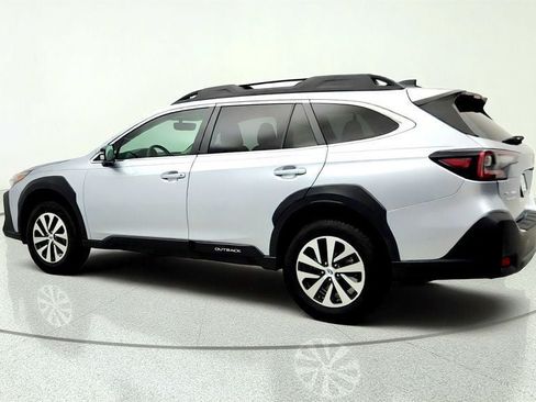 Used 2024 Subaru Outback Premium w/ Popular Package #1 AWD/4WD image 7