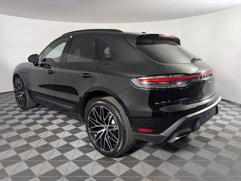 New 2026 Porsche Macan image 3