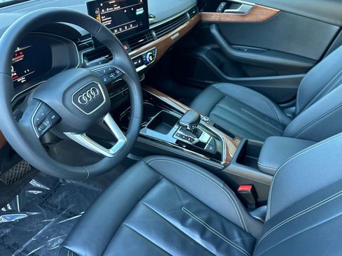 Used 2022 Audi A4 2.0T Premium Plus w/ Premium Plus Package image 4