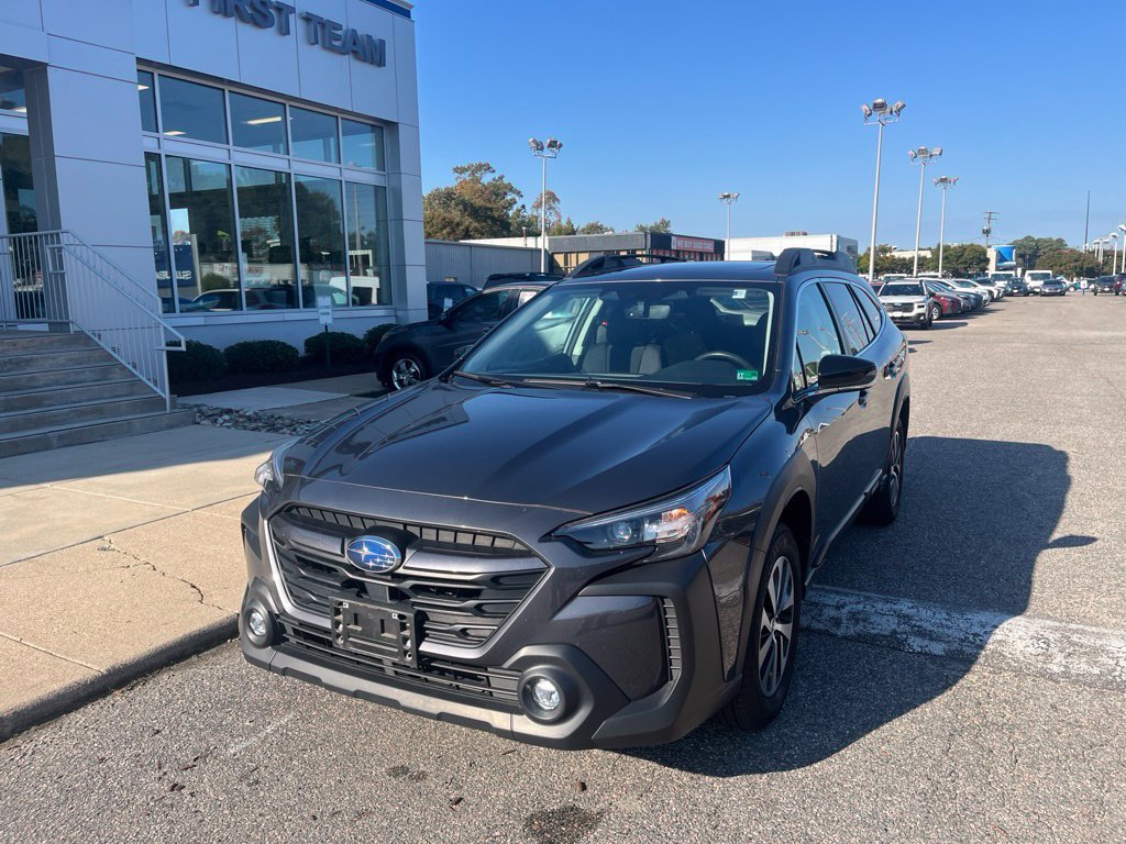 Used 2024 Subaru Outback Premium AWD/4WD image 7