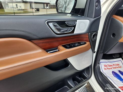 Used 2023 Lincoln Navigator Reserve image 28