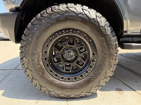 Used 2024 Ford Bronco Outer Banks AWD/4WD image 24