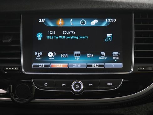 Used 2019 Buick Encore Essence w/ Experience Buick Package image 17