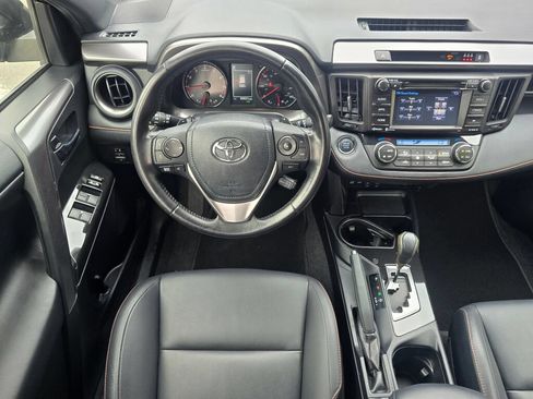 Used 2017 Toyota RAV4 SE AWD/4WD image 12