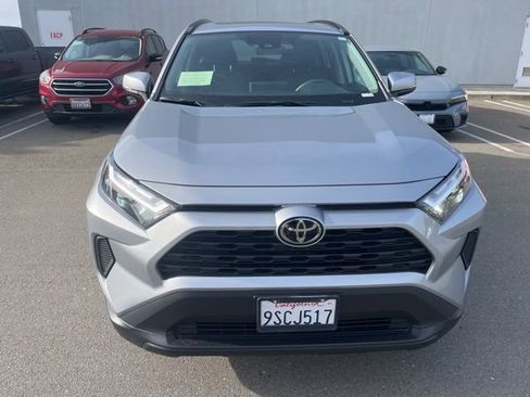 Used 2025 Toyota RAV4 XLE w/ Convenience Package FWD image 2