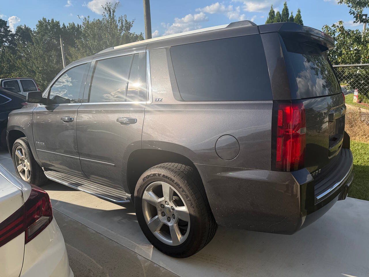 Used 2015 Chevrolet Tahoe LTZ RWD image 5