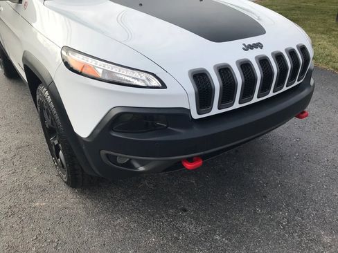 Used 2016 Jeep Cherokee Trailhawk w/ Comfort/Convenience Group image 63