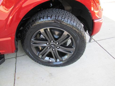 Used 2022 Ford F150 Lariat w/ Equipment Group 502A High AWD/4WD image 23