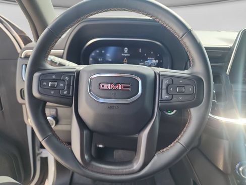 Used 2023 GMC Yukon AT4 AWD/4WD image 20