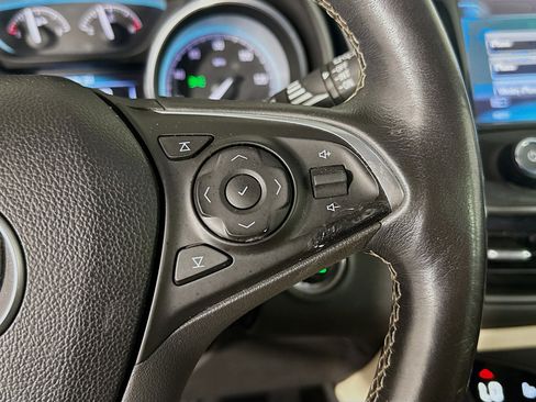 Used 2017 Buick Envision Essence image 15