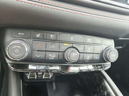 Certified 2023 Dodge Durango R/T AWD/4WD image 31