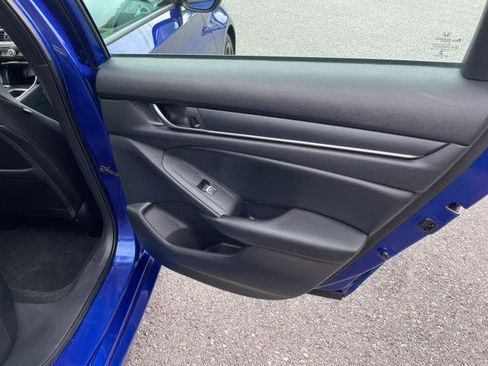 Used 2019 Honda Accord Sport image 24