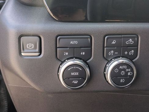 Certified 2023 GMC Sierra 1500 SLT AWD/4WD image 19
