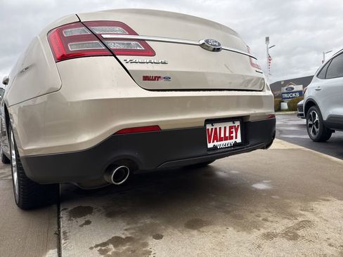 Used 2018 Ford Taurus SE image 42