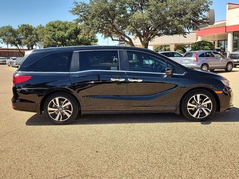 Used 2024 Honda Odyssey Touring image 5
