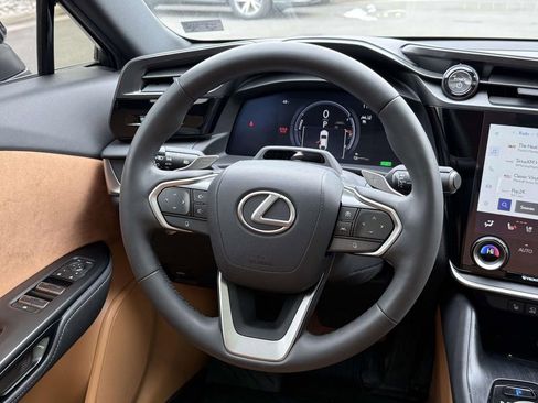 Used 2023 Lexus RZ 450e Premium w/ Accessory Package (Z1) image 9