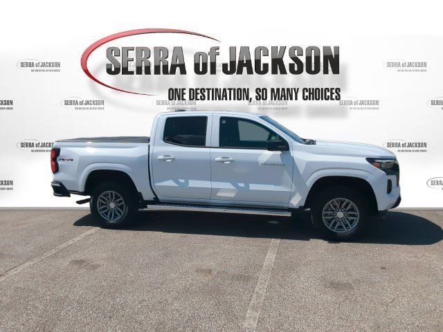 Used 2026 Chevrolet Colorado LT w/ LT Convenience Package AWD/4WD image 10