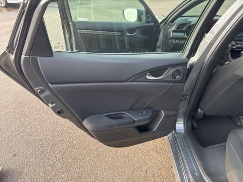 Used 2019 Honda Civic EX image 16