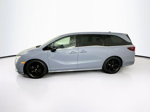 Used 2023 Honda Odyssey Sport image 4