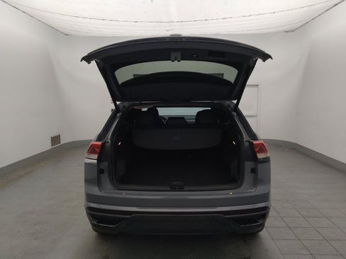 Used 2020 Volkswagen Atlas Cross Sport SE w/ Panoramic Sunroof Package AWD/4WD image 29