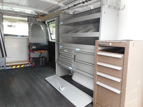 Used 2013 GMC Savana 3500 w/ Power Package RWD image 19