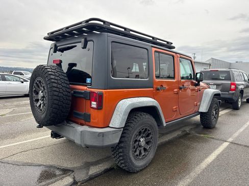 Used 2011 Jeep Wrangler Unlimited Rubicon w/ Trailer Tow Group AWD/4WD image 6