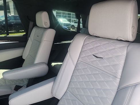 Certified 2026 Cadillac Escalade Platinum Sport w/ LPO, ONYX Package AWD/4WD image 12