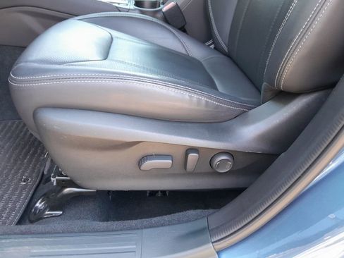 Used 2023 Subaru Forester Touring AWD/4WD image 14
