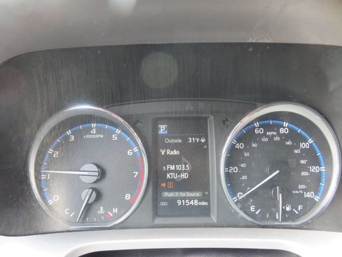 Used 2016 Toyota RAV4 XLE AWD/4WD image 15