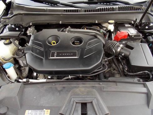 Used 2020 Lincoln MKZ image 22