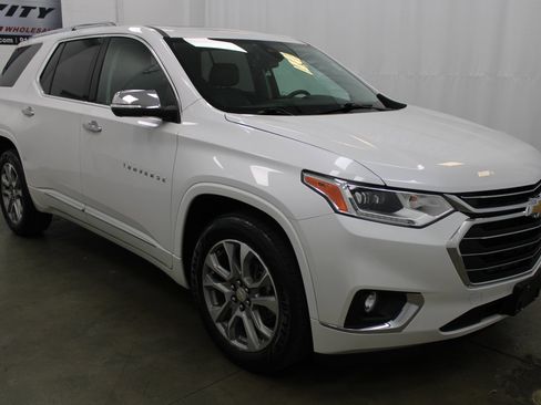 Used 2021 Chevrolet Traverse Premier w/ LPO, Floor Liner Package image 3