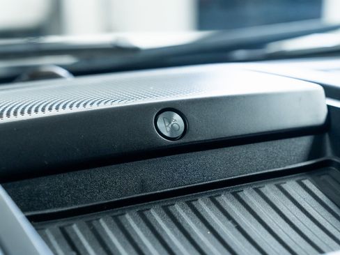 Used 2020 Ford F250 Lariat image 14