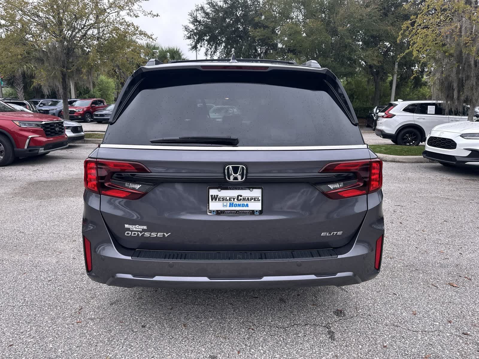 Used 2025 Honda Odyssey Elite image 5