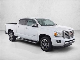 Used 2020 GMC Canyon Denali video 3