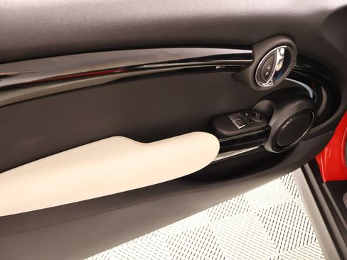 Used 2022 MINI Cooper SE FWD image 16