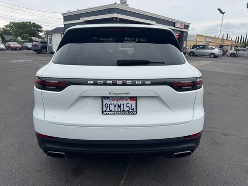 Used 2020 Porsche Cayenne AWD/4WD image 6