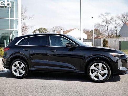 Used 2025 Audi Q5 Prestige AWD/4WD image 3